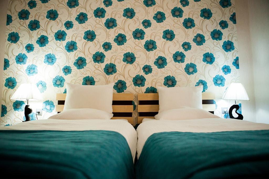Issam Hotel & Spa Sheki Exterior photo